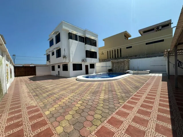 Foto de Venta de Casa de Playa Urb. Acapulco, Playas L. Garcia P. Guayas