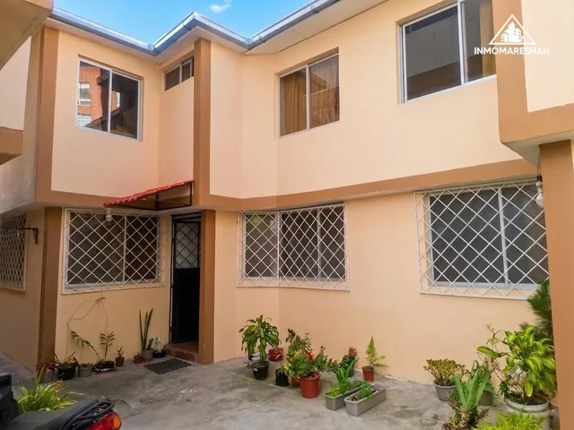 Foto de Casa en Venta a Precio de Oportunidad en Carcelen