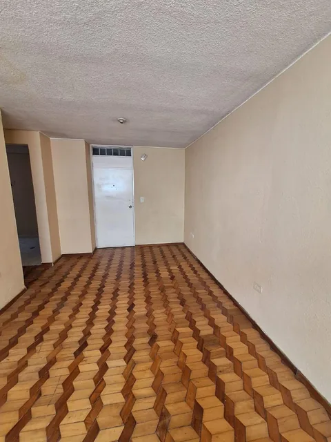 Foto de De Oportunidad Venta Departamento de 46 m² y 2 Dorm. Sur de Quito