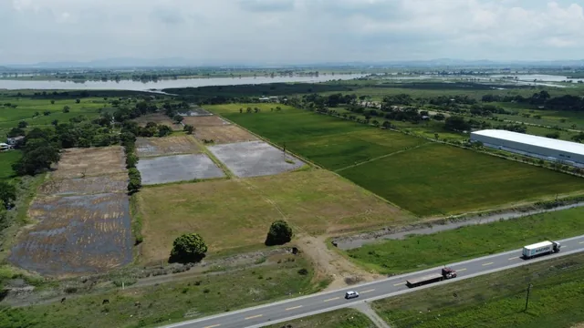 Foto de En Venta Macrolote Industrial Vía Al Pan Km7 - Amparo Marín, Guayas