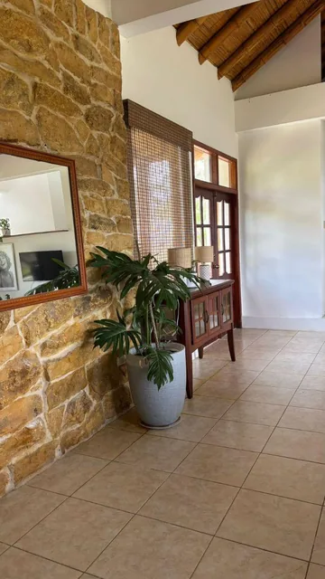 Foto de Casa en Venta en Olón Esquinera Amoblada con Vista Al Mar