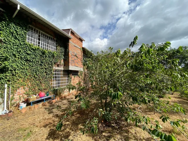 Foto de Hermosa Casa en Venta, Sector Ricaurte, Azuay